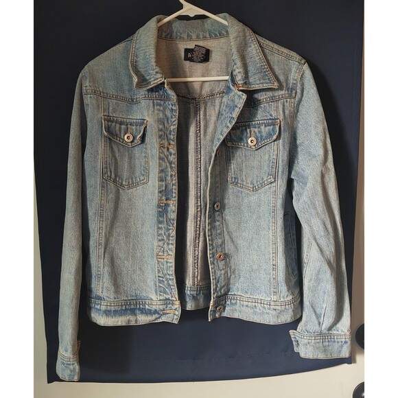 Woman's PB BASICS Medium Light Wash Denim Jacket 100% Cotton Button Up - Picture 1 of 7